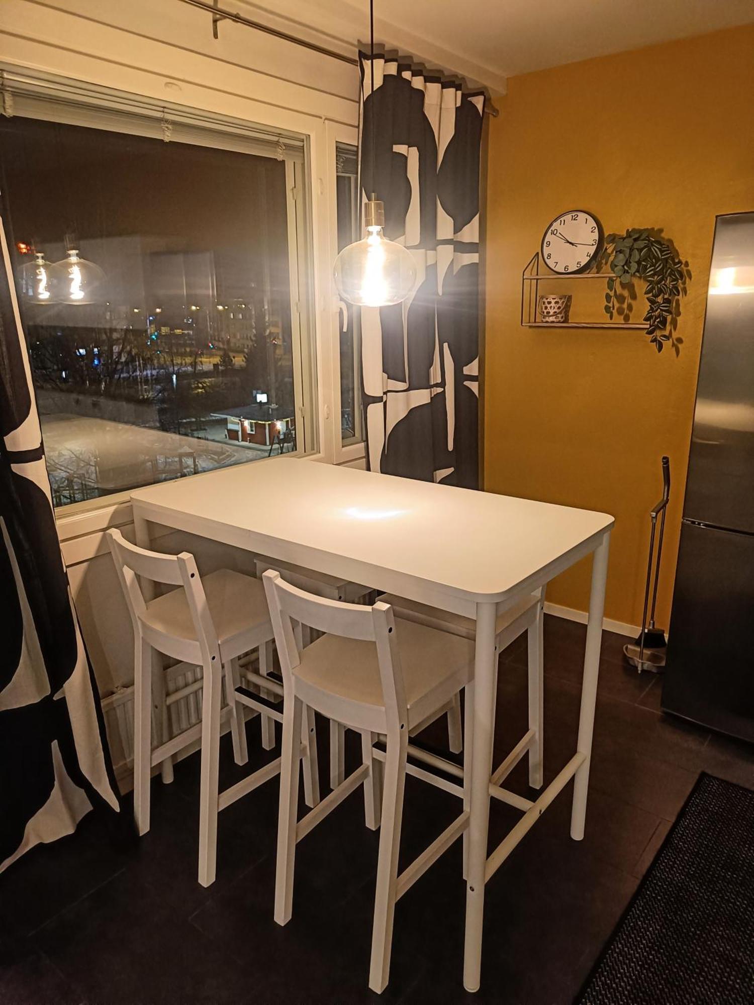 Big 88M2 Apartment In The Center 罗瓦涅米 外观 照片