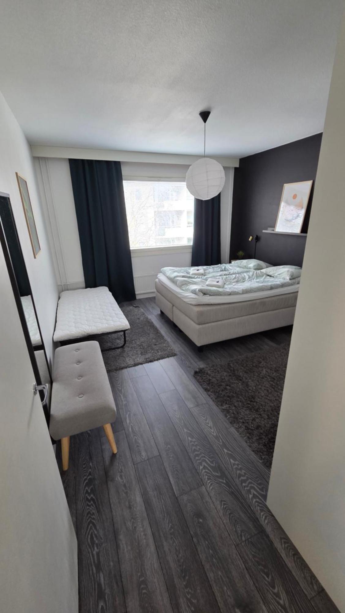 Big 88M2 Apartment In The Center 罗瓦涅米 外观 照片